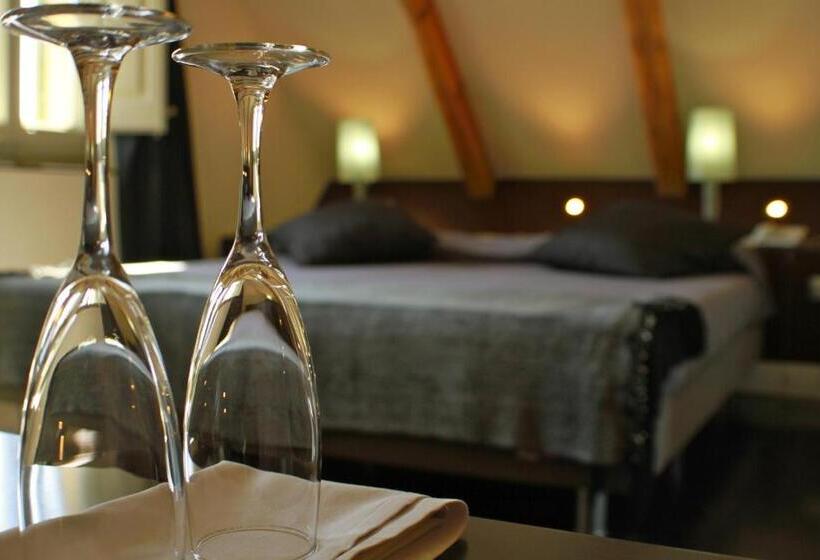 جناح جونيور, Sant Roc