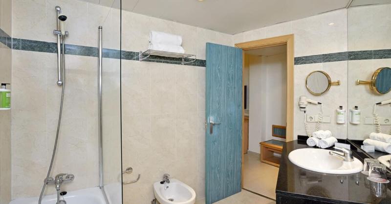 エコノミールーム, Sol Principe