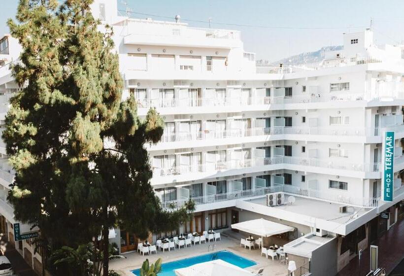 חדר סטנדרט לשלושה עם מרפסת, Teremar