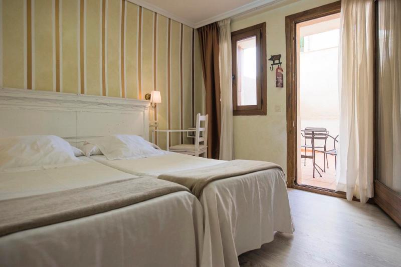 اتاق استاندارد, Yit Puerta Bisagra