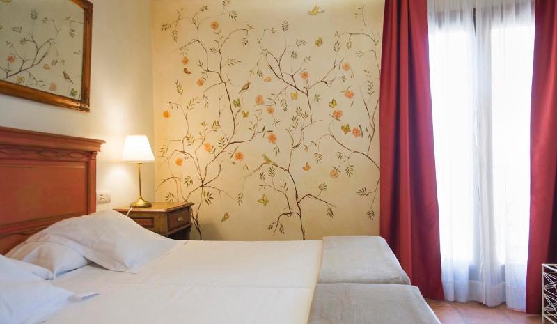 اتاق استاندارد, Yit Puerta Bisagra