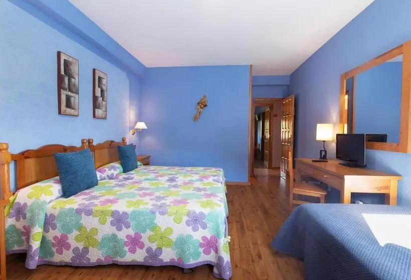 Standard Triple Room, Cinca