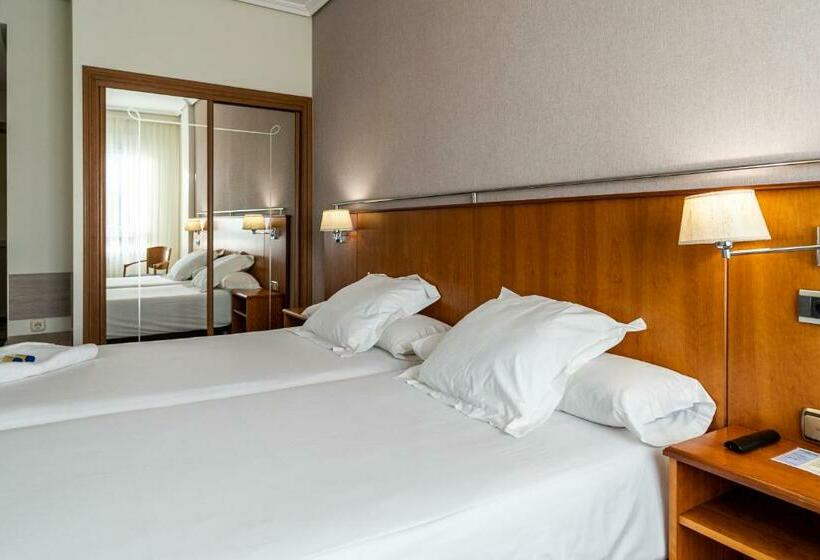 חדר סטנדרט, Ciudad De Compostela