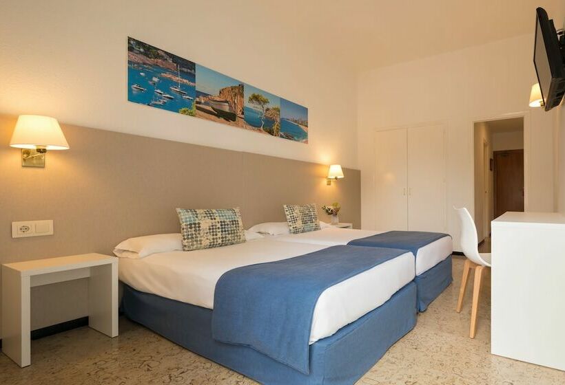 اتاق استاندارد سه نفره, htop Caleta Palace