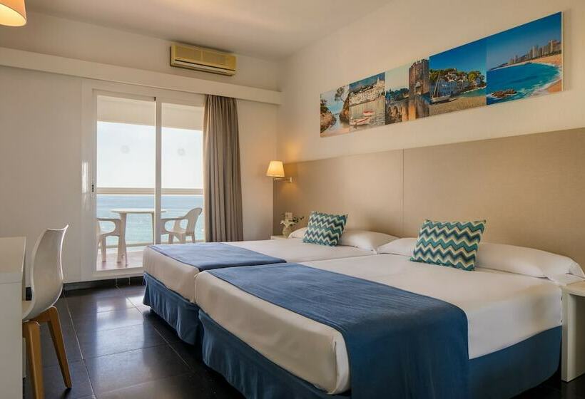 חדר סטנדרט לארבעה נוף לים, htop Caleta Palace