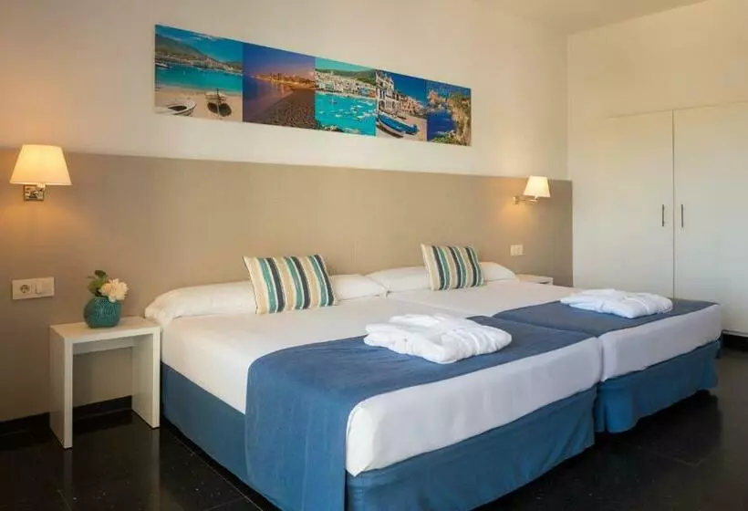 اتاق سوپریور چهار تخته, htop Caleta Palace