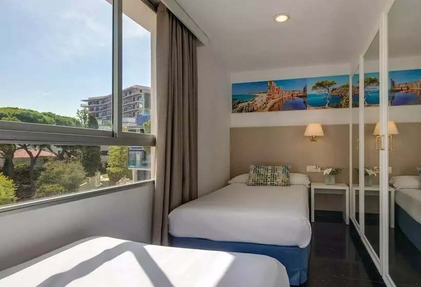 اتاق سوپریور چهار تخته, htop Caleta Palace