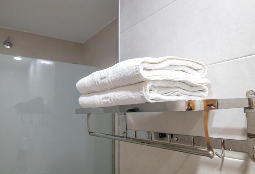 Номер Стандарт, L'oncle Pere Habitacions