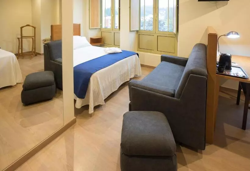 Habitación Triple Estándar, Roma