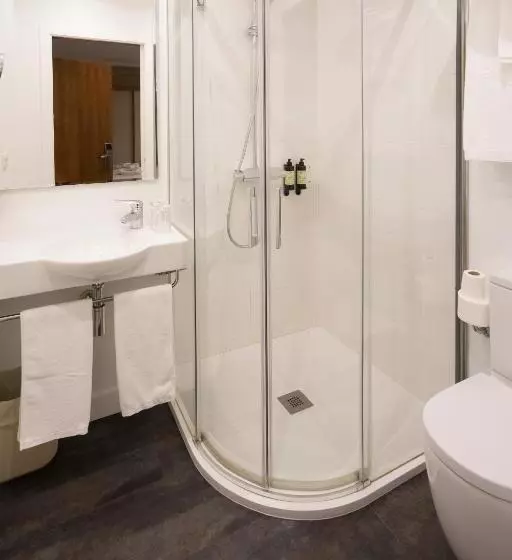 Habitación Triple Estándar, Roma