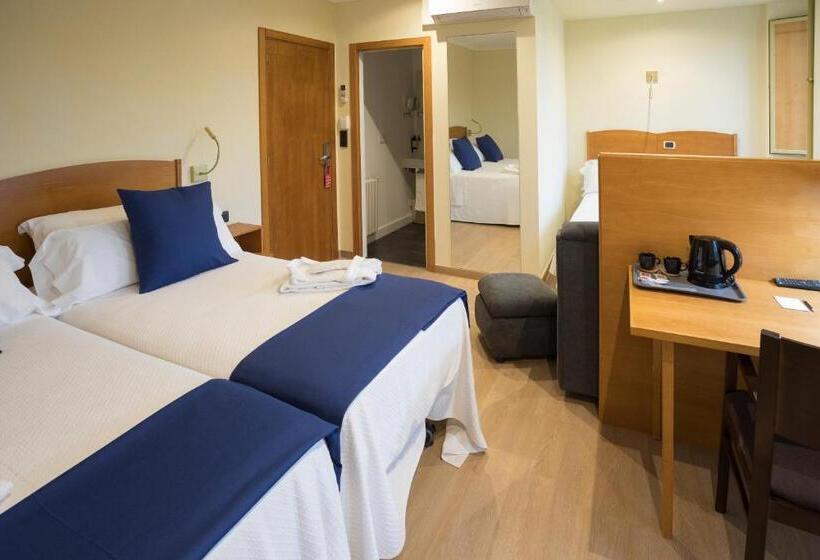 Quarto Triplo Estandar, Roma