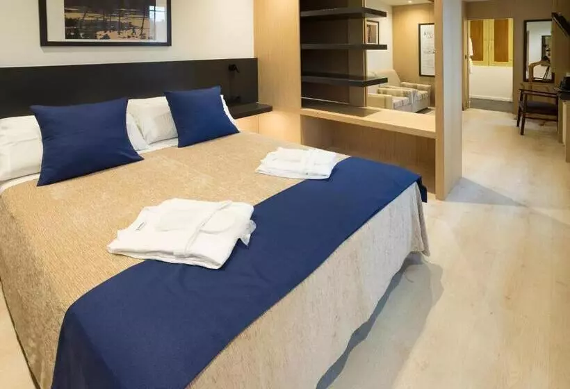 Habitación Superior, Roma