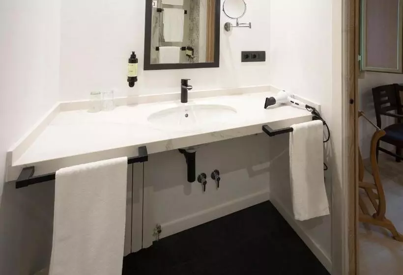 Habitación Superior, Roma