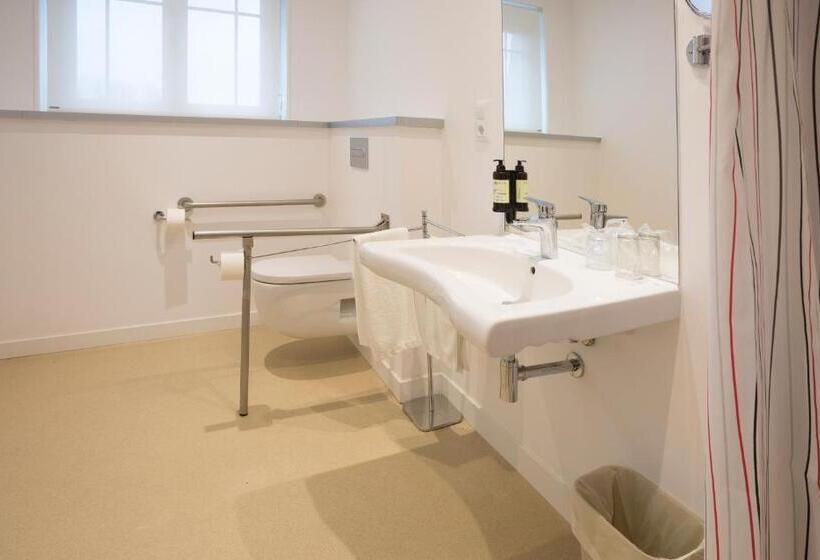 חדר סטנדרט מותאם לאדם עם מוגבלויות, Roma