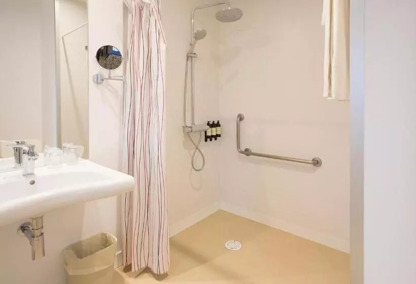 Habitación Estándar Adaptada para Discapacitados, Roma