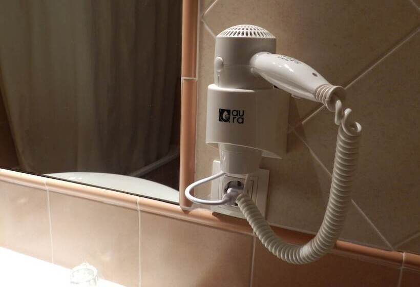 スタンダードルーム, Supermolina