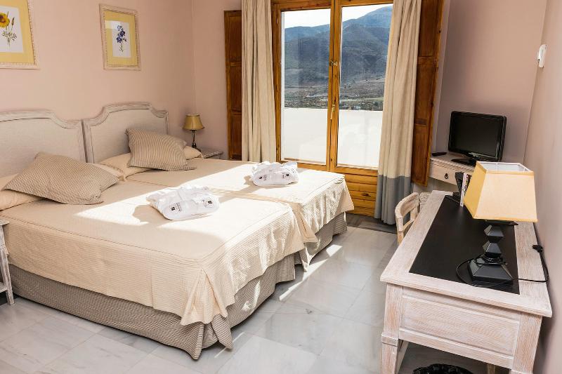 ビラホテル１ベッドルーム, Villa Turistica De Laujar De Andarax