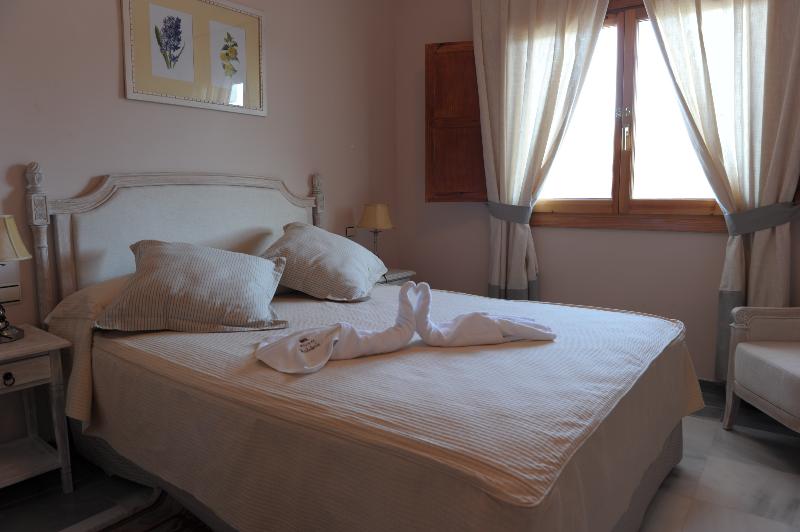 ツーベッドルーム　ヴィラ, Villa Turistica De Laujar De Andarax