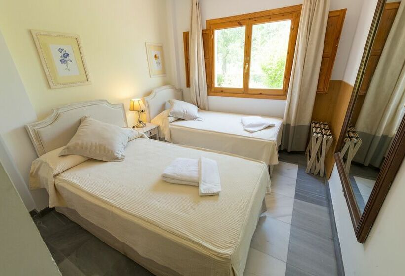 ツーベッドルーム　ヴィラ, Villa Turistica De Laujar De Andarax