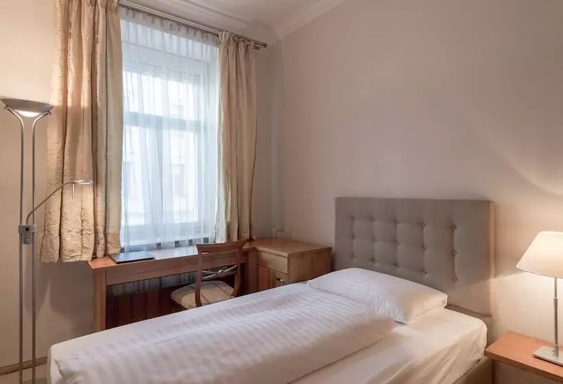 اتاق استاندارد یک نفره, Altstadthotel Wolf Dietrich