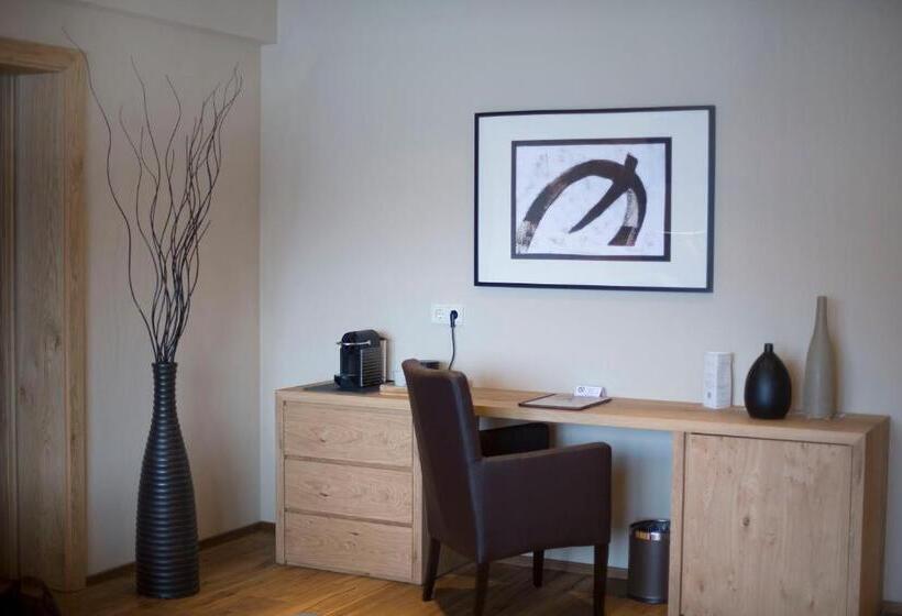 סוויטה דלוקס, Das Gemütliche Dorfhotel Kaltenhauser