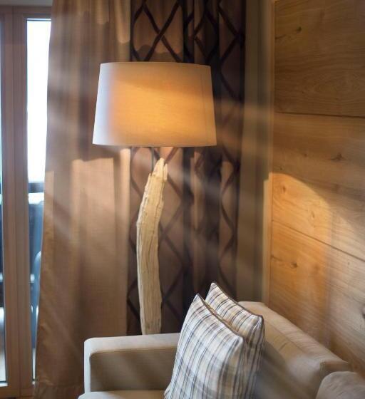 جناح ديلوكس, Das Gemütliche Dorfhotel Kaltenhauser