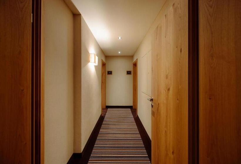 חדר משפחתי דלוקס, Das Gemütliche Dorfhotel Kaltenhauser