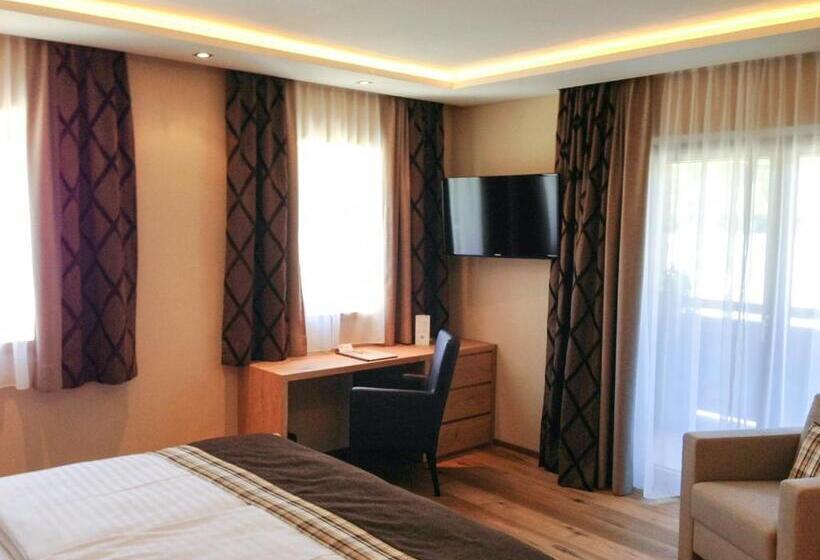 غرفة سوبيريور مزودة بشرفة, Das Gemütliche Dorfhotel Kaltenhauser