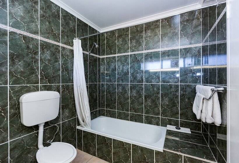 חדר דלוקס, Elkira Court Motel