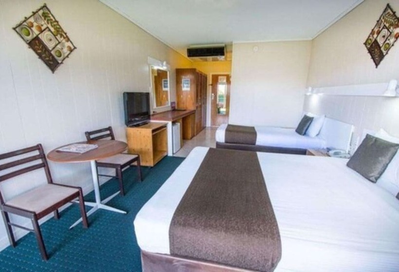 اتاق لوکس, Elkira Court Motel