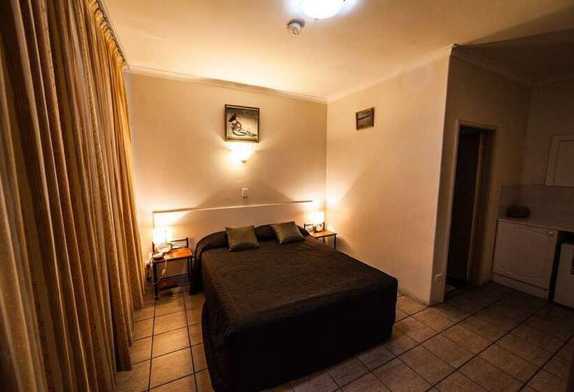 חדר סטנדרט, Elkira Court Motel