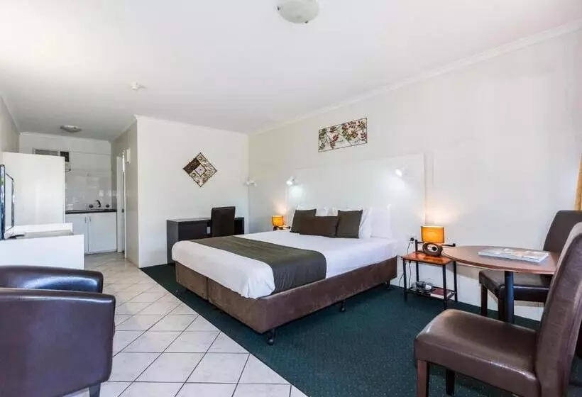 اتاق لوکس با تخت بزرگ, Elkira Court Motel