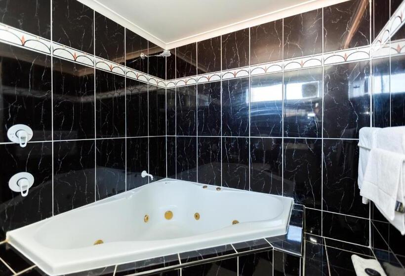 חדר סטנדרט עם מיטת קינג, Elkira Court Motel