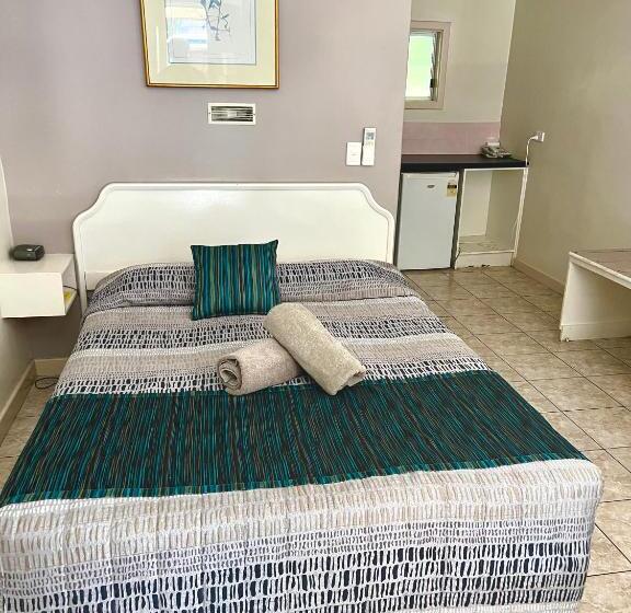 חדר סטנדרט, Elkira Court Motel