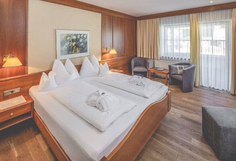 חדר סופריור עם מרפסת, Gardenhotel Crystal   4 Sterne Superior