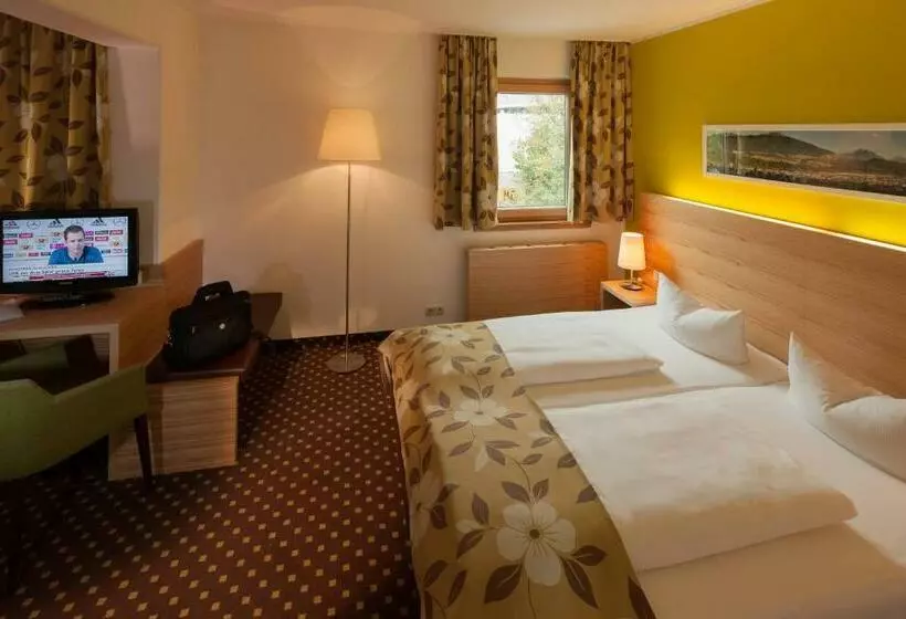 اتاق استاندارد سه نفره, Alphotel Innsbruck