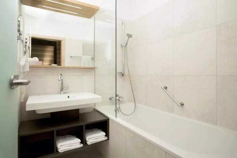 اتاق استاندارد یک نفره, Alphotel Innsbruck