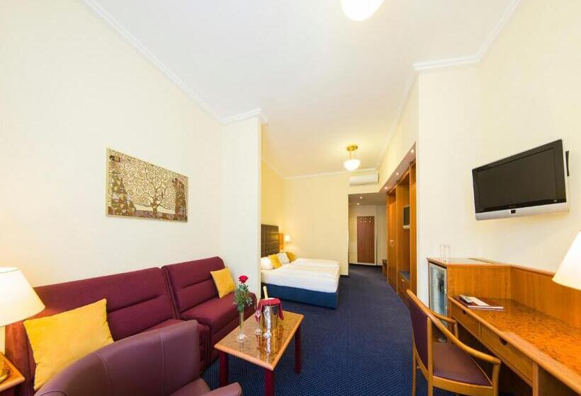 اتاق استاندارد چهار تخته, Austria Classic Hotel Wien