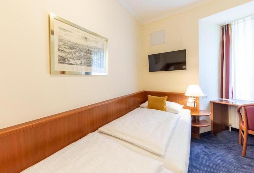 اتاق پریمیوم چهارنفره, Austria Classic Hotel Wien