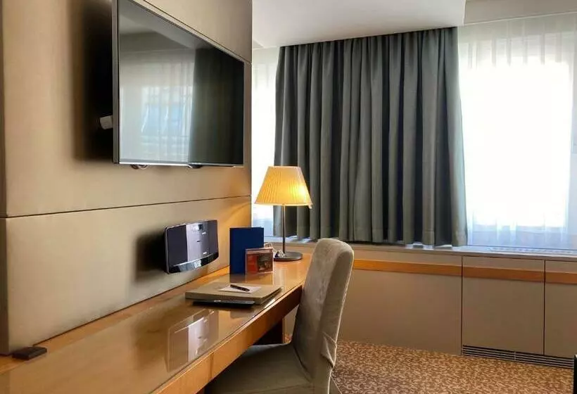 سوییت جونیور, Boutique Hotel Das Tigra