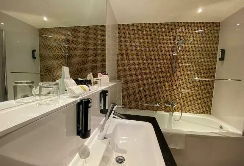 سوییت خانوادگی, Boutique Hotel Das Tigra