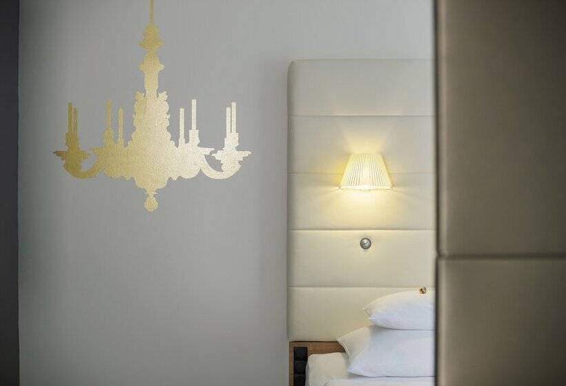 سوییت جونیور, Boutique Hotel Das Tigra