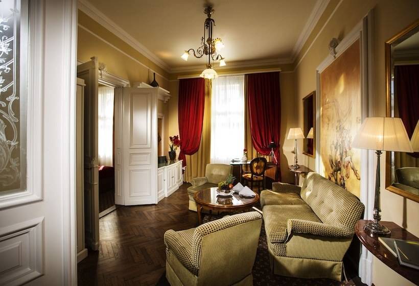 سوئیت سینیور, Bristol Salzburg