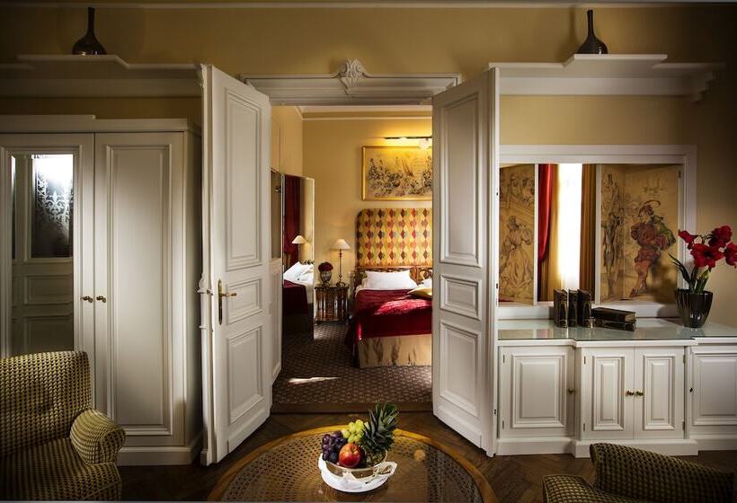 سوئیت سینیور, Bristol Salzburg