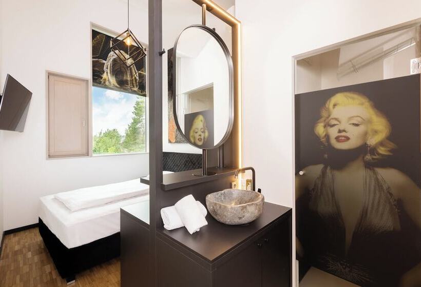 Camera Standard Individuale, Das Edlinger