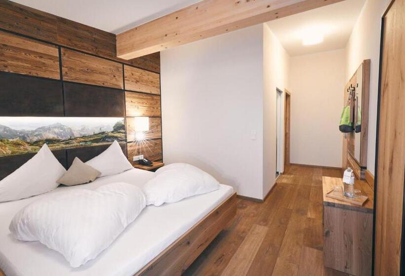 סוויטה משפחתית, Gamsleiten