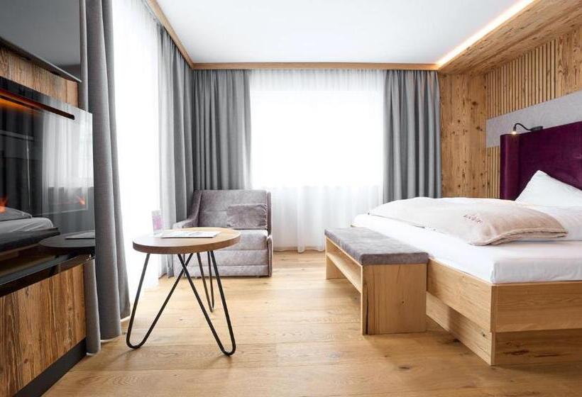 חדר סופריור, Gamsleiten