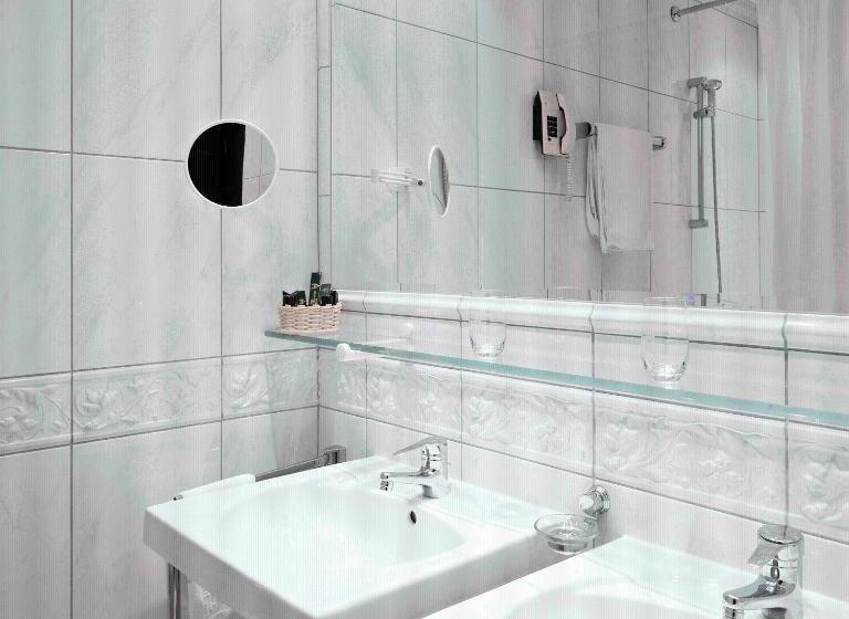 스탠다드 룸, Konig Von Ungarn