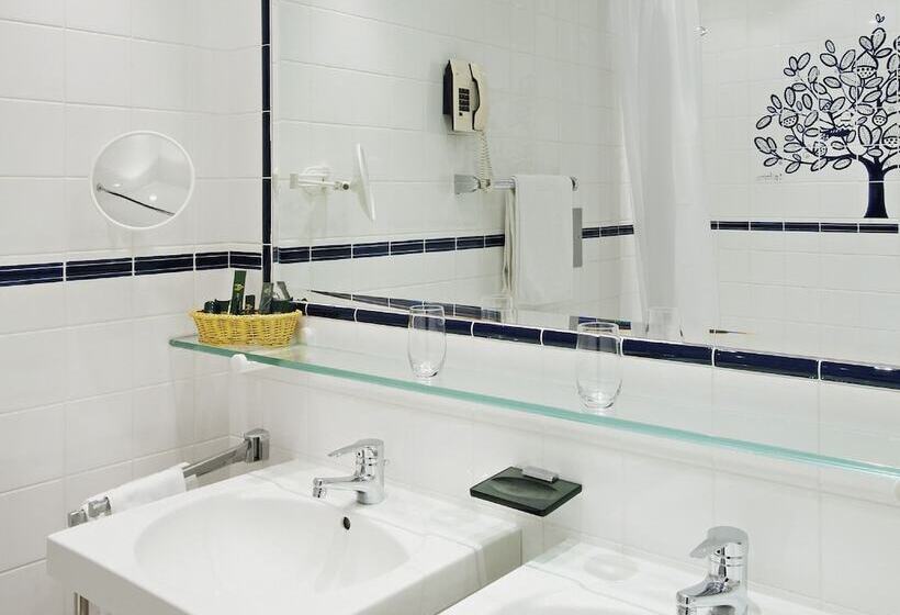 스탠다드 룸, Konig Von Ungarn