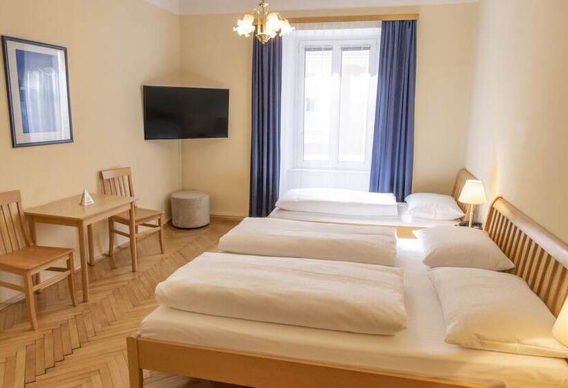 غرفة سوبيريور ثلاثية, Mariahilf